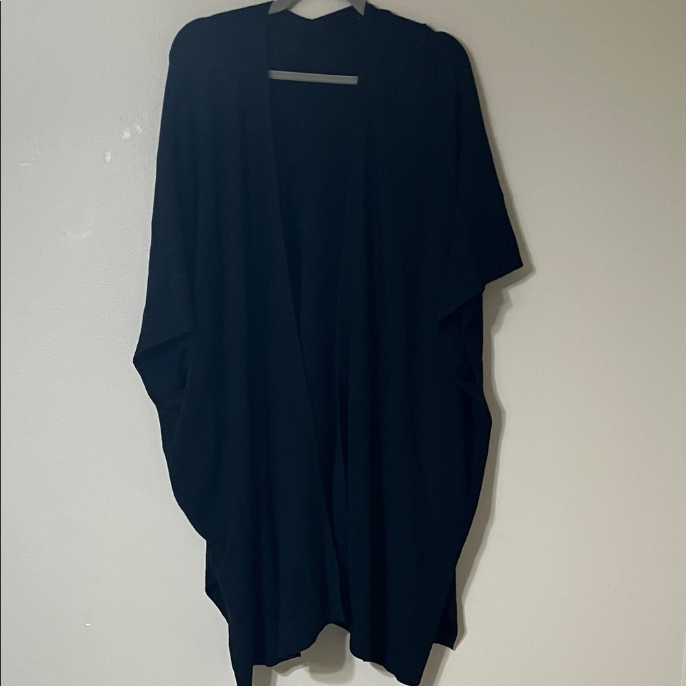 Chic Black Women's Poncho